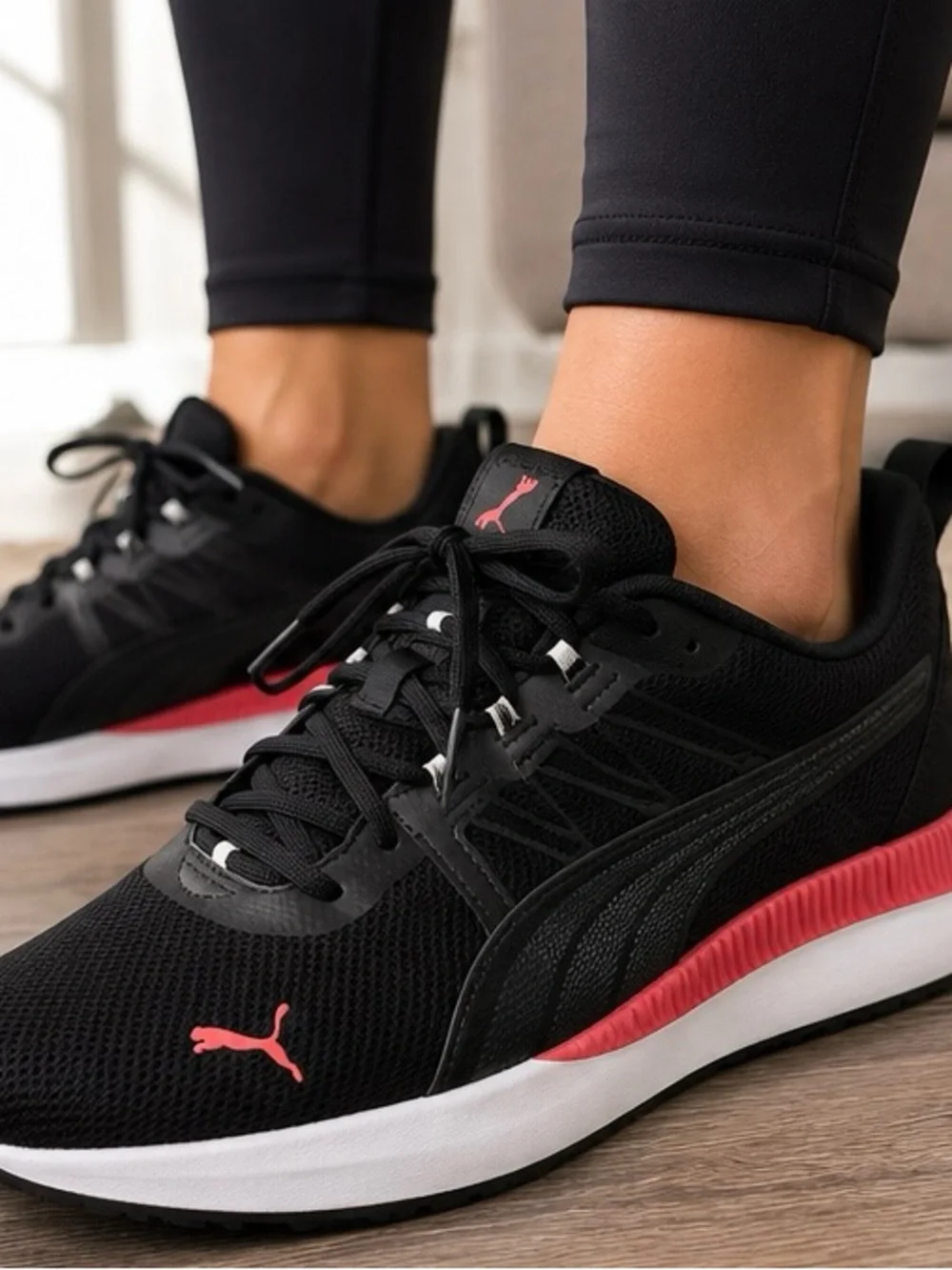 Puma Women's Black & Coral Athletic Running Shoes Size 8 1/2